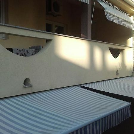 Apartment Kolundzic Novi Vinodolski Buitenkant foto