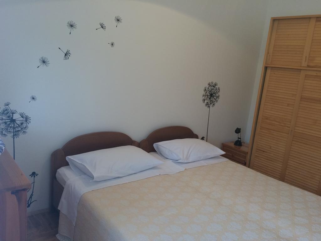 Apartment Kolundzic Novi Vinodolski Kamer foto