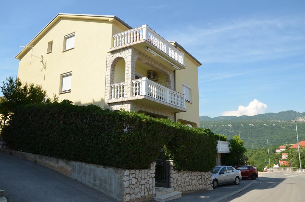 Apartment Kolundzic Novi Vinodolski Buitenkant foto