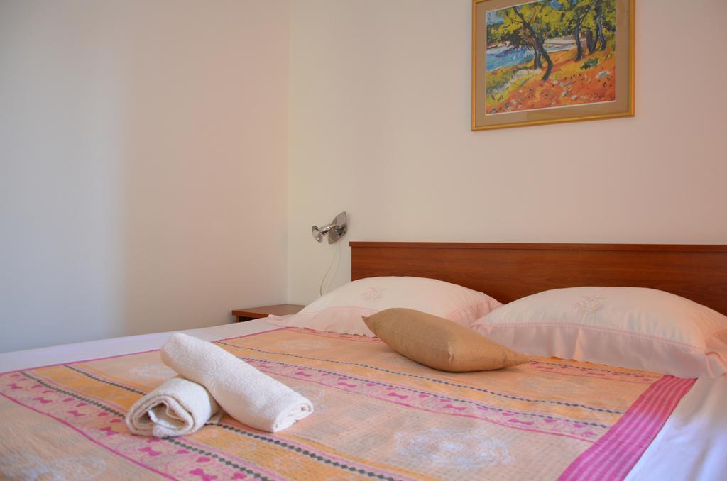 Apartment Kolundzic Novi Vinodolski Buitenkant foto
