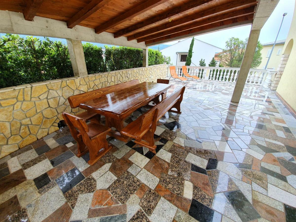 Apartment Kolundzic Novi Vinodolski Buitenkant foto