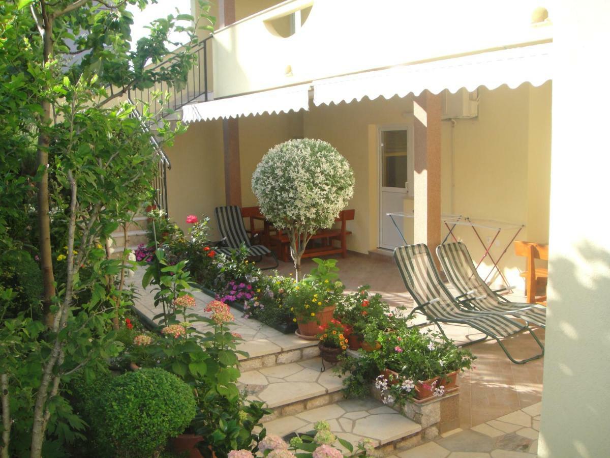 Apartment Kolundzic Novi Vinodolski Buitenkant foto